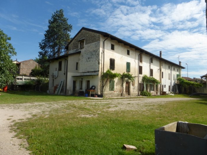 via Roma, 60 - Pozzuolo del friuli (UD
)