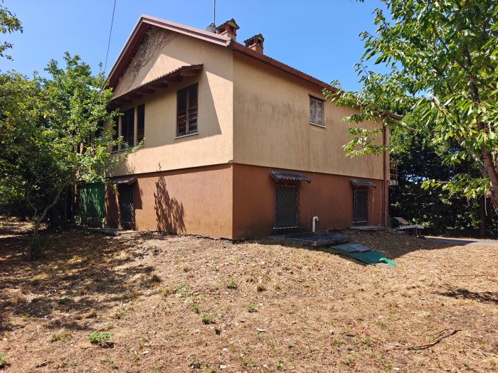 via Pascoli , 5 - Tarcento (UD
)